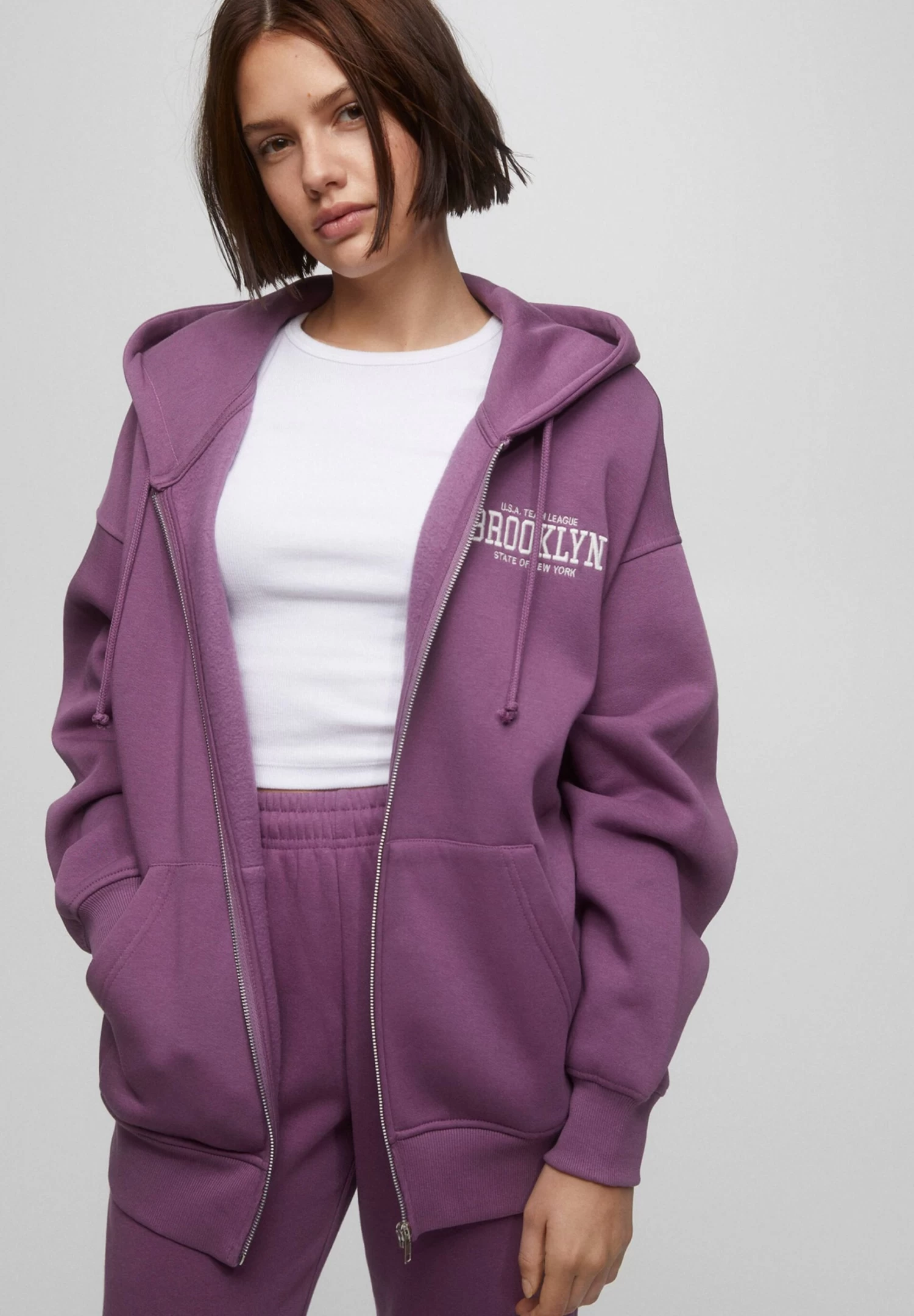 PULL & BEAR Varsity - Hoodie - Purple 1 PULL & BEAR Varsity - Hoodie - Purple
