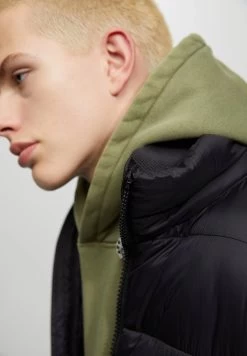 PULL & BEAR Winterjas - Mottled Black 9 PULL & BEAR Winterjas - Mottled Black -PULL BEAR Winkel 03d92dd3da014170b48d36da98170b54