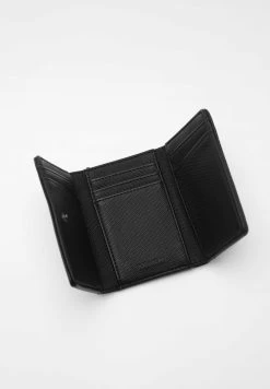 PULL & BEAR Portemonnee - Black -PULL BEAR Winkel 05ac1063a9db4ef4ac3cc4eb491653fa