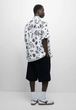 PULL & BEAR Floral Print Short Sleeve - Overhemd - White -PULL BEAR Winkel 09905e6771824809aa5fa898c4fc3237