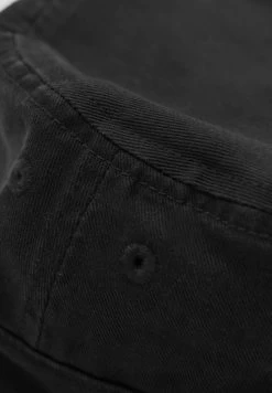 PULL & BEAR Faded Bucket- Hoed - Black 6 PULL & BEAR Faded Bucket- Hoed - Black -PULL BEAR Winkel 0abd5ae72dbe49b89466ee68b604b456