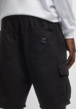 PULL & BEAR Basic-Cargo Bermuda - Shorts - Black -PULL BEAR Winkel 0c6081a1052f4932bedbc32a1d1ef7a7