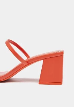 PULL & BEAR With Straps - Muiltjes Met Hak - Orange -PULL BEAR Winkel 0d80faee6e7a48e0a91f22795816d29f