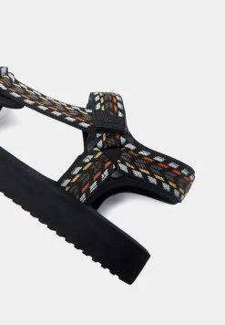 PULL & BEAR Printed Technical- Outdoorsandalen - Black -PULL BEAR Winkel 0ec2309e2e654727b07d8b1bcd37bb94