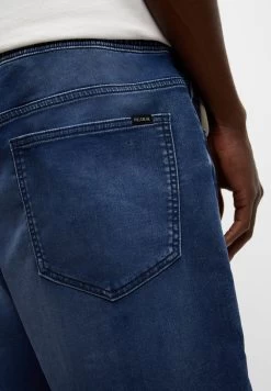 PULL & BEAR Bermuda Trunk - Jeansshort - Blue Denim -PULL BEAR Winkel 1143d2ded9414e2c91e52173671be699