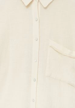 PULL & BEAR Rustic Oversize With Frayed-Trim Pocket - Overhemd - White -PULL BEAR Winkel 11e7f20cc8734711b951d3436bee36d2