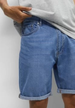 PULL & BEAR Bermuda With Turn-Up Hems - Jeansshort - Blue Denim -PULL BEAR Winkel 120205c21e854259aca574378c5aeabc