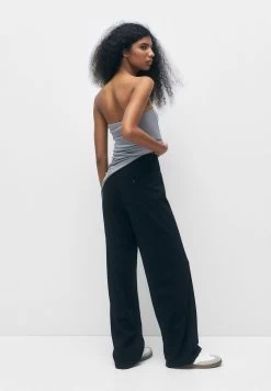 PULL & BEAR Regular Fit With Darts - Broek - Black -PULL BEAR Winkel 16a7f2f4ad4a4be1959f0ab064c33049