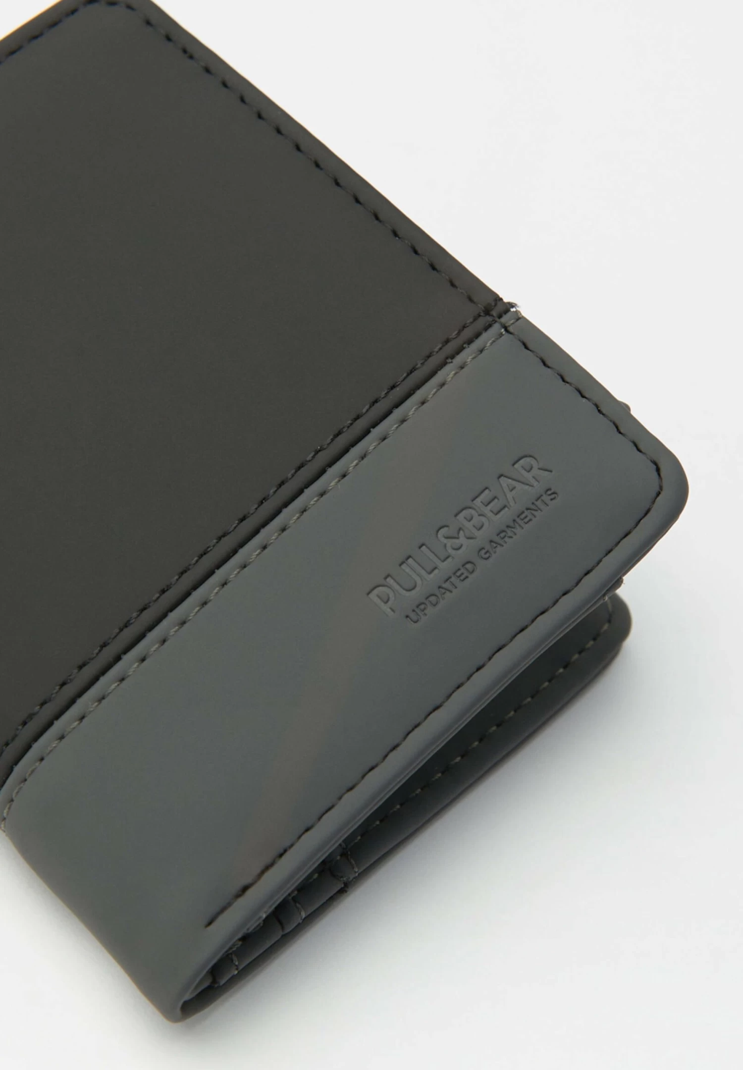 PULL & BEAR Vertical With Elastic Detail - Portemonnee - Black 4 PULL & BEAR Vertical With Elastic Detail - Portemonnee - Black - Afbeelding 4