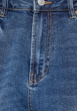 PULL & BEAR Jeansshort - Dark Blue Denim -PULL BEAR Winkel 18911f9b074e47c6b89438d006629123