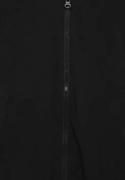 PULL & BEAR Lightweight - Bomberjacks - Black -PULL BEAR Winkel 1ba7f01cf2ca4884ac6a9abe35eda812