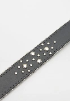 PULL & BEAR Cowboy Buckle - Riem - Black -PULL BEAR Winkel 1bf10ac273e04ede9832e2c9ce2fddde