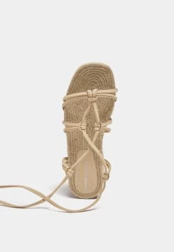 PULL & BEAR Espadrilles - Beige -PULL BEAR Winkel 1eeb1907d8d54b6eabd68754be37670a