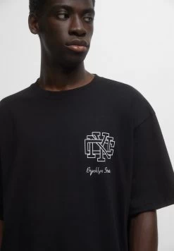 PULL & BEAR Short Sleeve Brooklyn Streets - T-Shirt Print - Black -PULL BEAR Winkel 1f6bcfd9fc414d0485cabcb1d0970837