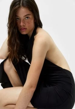 PULL & BEAR Long Halter Neck - Maxi-Jurk - Black -PULL BEAR Winkel 1f84a4f4dcf94436a9ef6f6c98a9816d