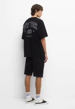 PULL & BEAR Shorts - Black -PULL BEAR Winkel 22ac7013500243cab37f64eb3f51c42e