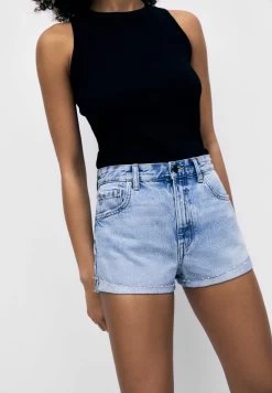 PULL & BEAR Mid-Waist - Jeansshort - Blue Denim 10 PULL & BEAR Mid-Waist - Jeansshort - Blue Denim -PULL BEAR Winkel 22e10f4679c84614aab8ee7c561890b9
