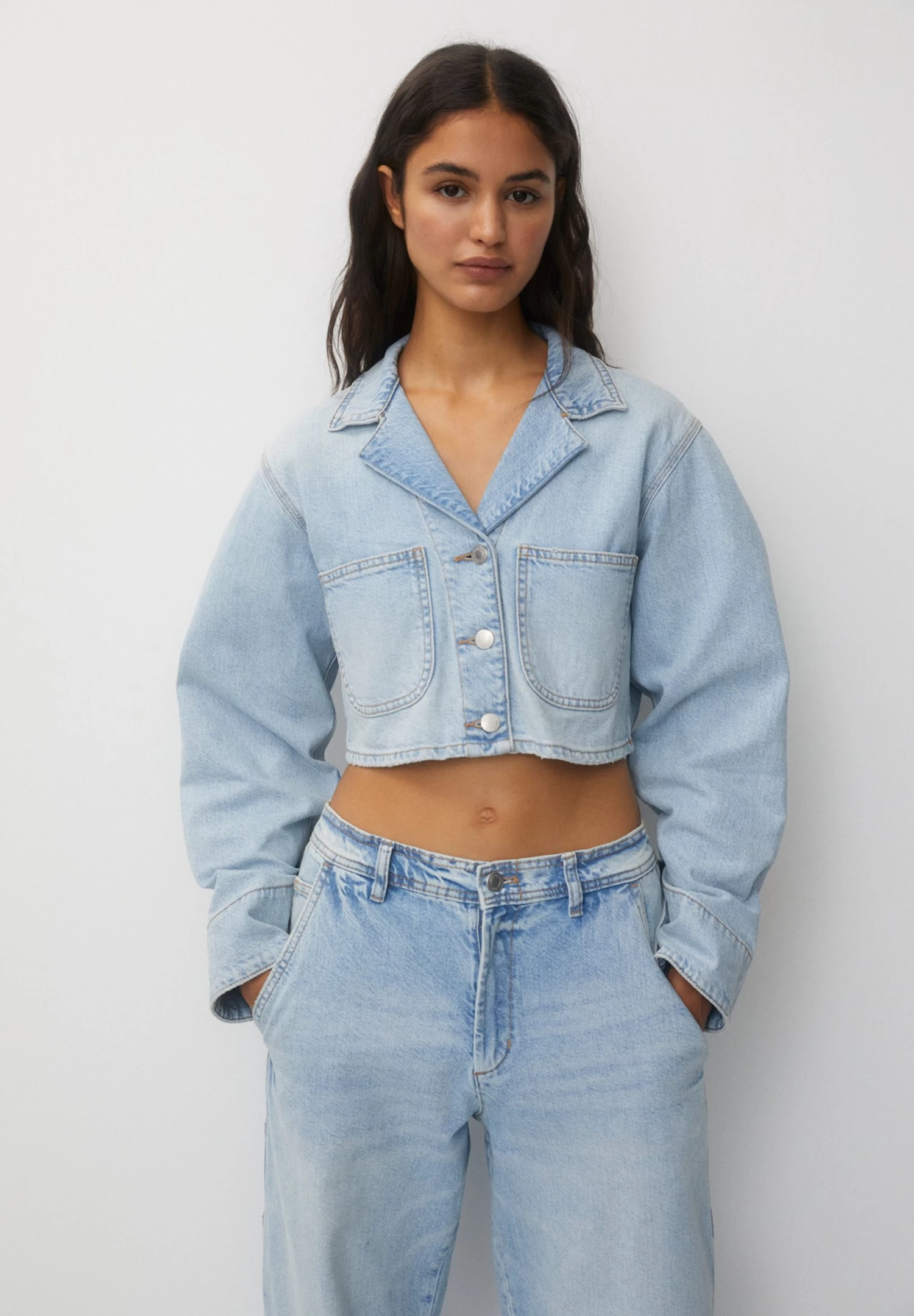 PULL & BEAR Cropped- Spijkerjas - Light-Blue 1 PULL & BEAR Cropped- Spijkerjas - Light-Blue