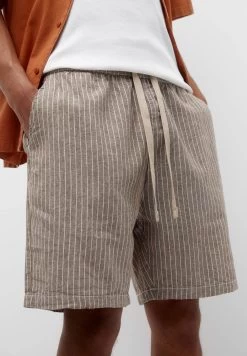 PULL & BEAR Rustic Striped - Shorts - Brown 10 PULL & BEAR Rustic Striped - Shorts - Brown -PULL BEAR Winkel 25783a1450d0485b9ad8dde3b869c882