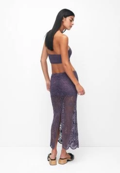 PULL & BEAR Crochet Halter- Top - Dark Purple 8 PULL & BEAR Crochet Halter- Top - Dark Purple -PULL BEAR Winkel 260ed7c42864452f8bcd80dc2fec9074