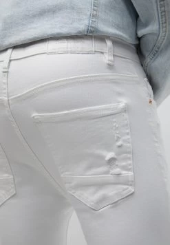 PULL & BEAR Ripped Carrot- Jeans Tapered Fit - White -PULL BEAR Winkel 2a570ffdc763468c9054bd726e4281f0
