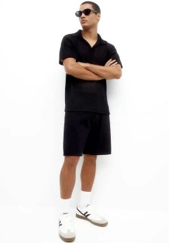 PULL & BEAR Bermuda - Jeansshort - Black -PULL BEAR Winkel 2b248cdff3ca44ea8c3e62892b93ffff