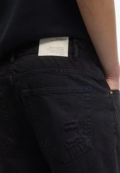 PULL & BEAR Jeansshort - Black -PULL BEAR Winkel 2b9560103f1044db80c3e3931ad2392f