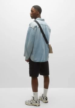 PULL & BEAR Bermuda With Multiple Pockets - Shorts - Black 9 PULL & BEAR Bermuda With Multiple Pockets - Shorts - Black -PULL BEAR Winkel 2c1c7bbb5b56488294fbc251debee02c