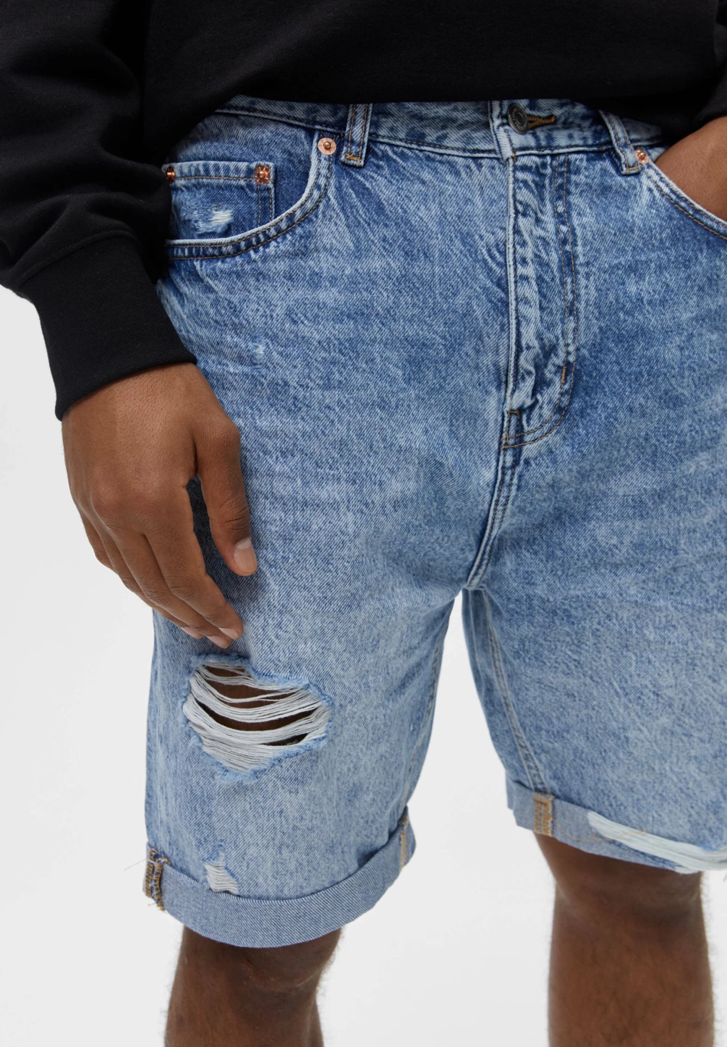 PULL & BEAR Bermuda- Jeansshort - Stone Blue Denim 4 PULL & BEAR Bermuda- Jeansshort - Stone Blue Denim - Afbeelding 4