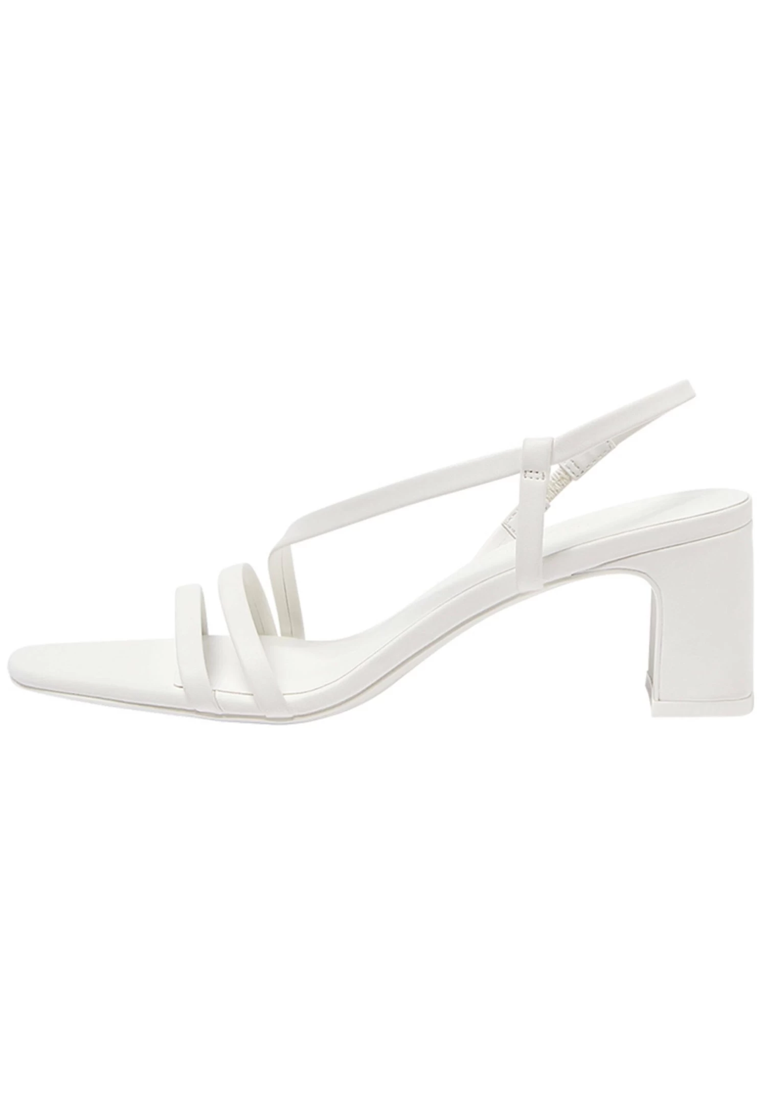 PULL & BEAR Absatz Mit Gekreuzten Riemen - Sandalen - White 1 PULL & BEAR Absatz Mit Gekreuzten Riemen - Sandalen - White