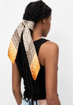 PULL & BEAR Floral Print - Sjaal - Brown