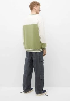 PULL & BEAR Round Neck Stwd - Sweater - Green -PULL BEAR Winkel 34c4410046734322a4477cd3413ec2b0