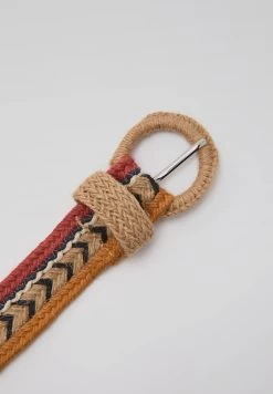 PULL & BEAR Riem - Beige 7 PULL & BEAR Riem - Beige -PULL BEAR Winkel 370598a1c79747658e0d703d5d2afd4d