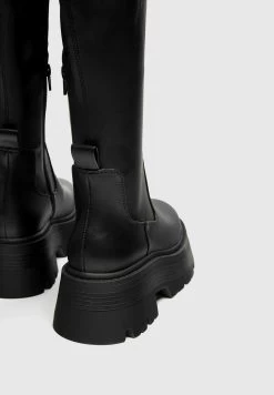 PULL & BEAR Overknee Laarzen - Black 8 PULL & BEAR Overknee Laarzen - Black -PULL BEAR Winkel 37b5923783ec4d10b31115e7801a3270