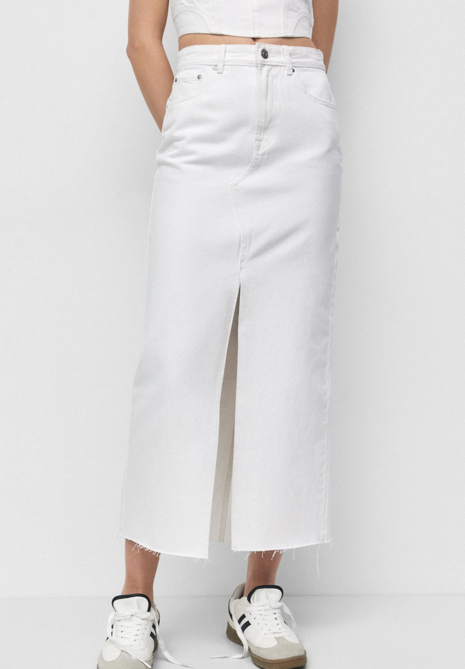 PULL & BEAR Long Denim Skirt - Kokerrok - White 1 PULL & BEAR Long Denim Skirt - Kokerrok - White
