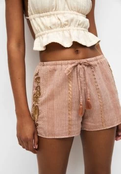 PULL & BEAR Embroidered - Shorts - Light Pink 9 PULL & BEAR Embroidered - Shorts - Light Pink -PULL BEAR Winkel 3ab47e6add544bc69a5c7e5b55d37eec