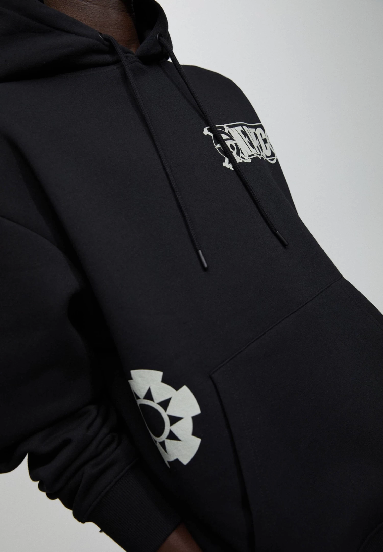 PULL & BEAR One Piece- Hoodie - Mottled Black 7 PULL & BEAR One Piece- Hoodie - Mottled Black - Afbeelding 7