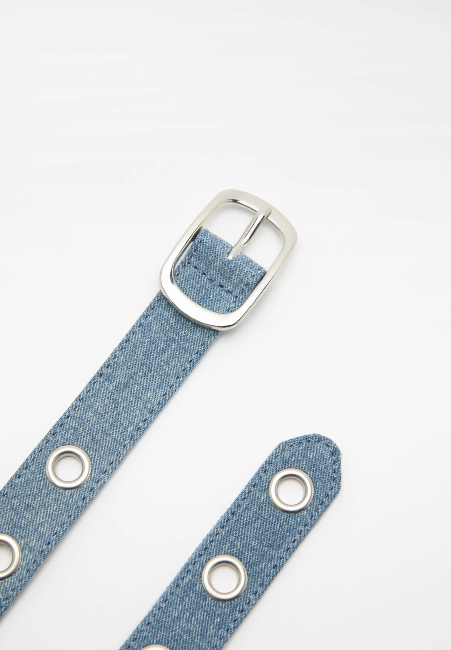 PULL & BEAR With Eyelets - Riem - Blue Denim 3 PULL & BEAR With Eyelets - Riem - Blue Denim - Afbeelding 3
