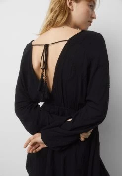 PULL & BEAR Long Sleeve - Short - Jurk - Black -PULL BEAR Winkel 402aa4ff29304a8f915eca5c4fc3105e