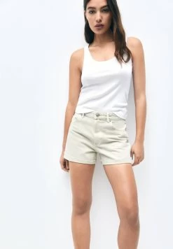 PULL & BEAR Mid-Rise Bermuda - Jeansshort - Stone -PULL BEAR Winkel 44d3e7da2e0540e4b4c0dd0d61e75b29