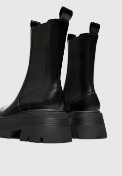 PULL & BEAR Mit Elastischen- Korte Laarzen - Black -PULL BEAR Winkel 47be7bde676c4c4aa8612cf6e99aa3c8