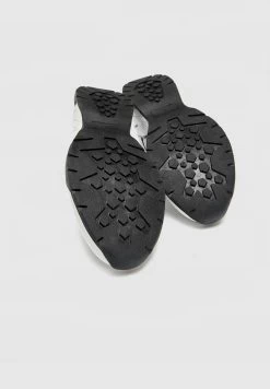 PULL & BEAR Running - Sneakers Laag - White -PULL BEAR Winkel 47bfe62609694e4fa74864266e54365b