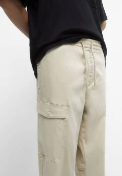 PULL & BEAR With Pockets - Trainingsbroek - Stone -PULL BEAR Winkel 47cb12821b3243b48663083c9af2a65e