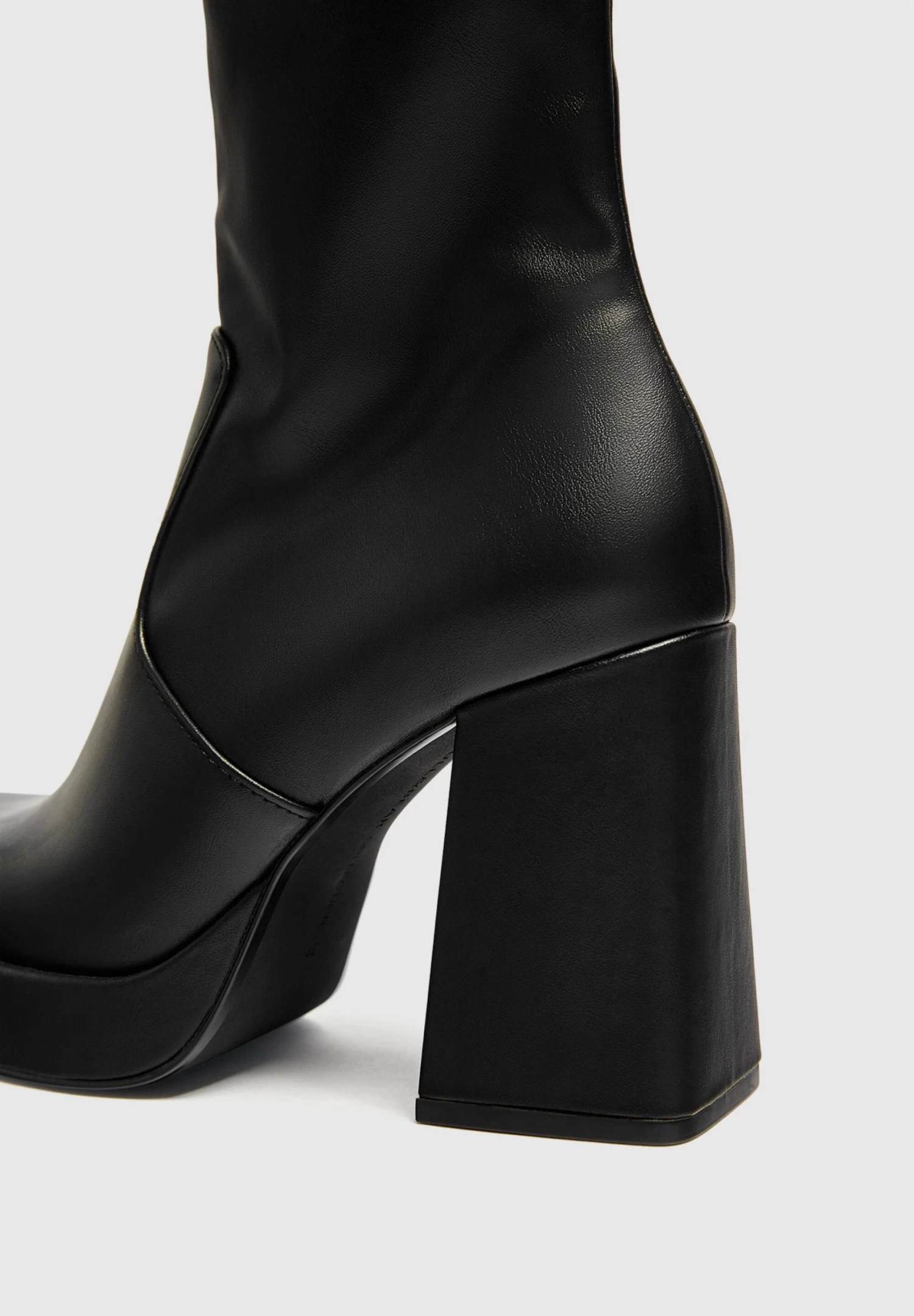 PULL & BEAR Stretch - Enkellaarsjes Met Hoge Hak - Black 5 PULL & BEAR Stretch - Enkellaarsjes Met Hoge Hak - Black - Afbeelding 5