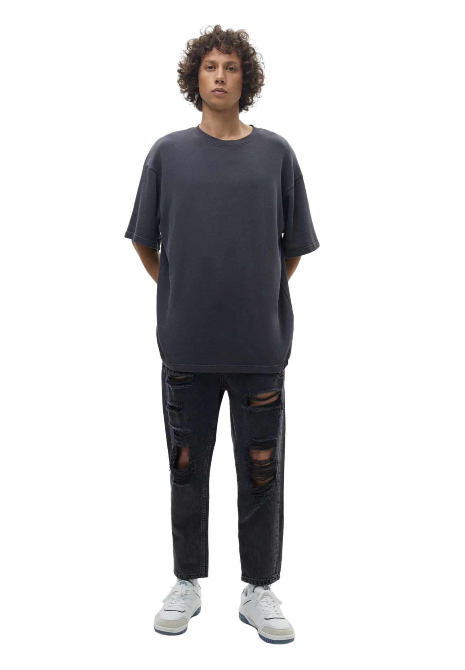 PULL & BEAR With Ripped Detailing - Relaxed Fit Jeans - Mottled Dark Grey 2 PULL & BEAR With Ripped Detailing - Relaxed Fit Jeans - Mottled Dark Grey - Afbeelding 2