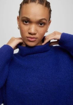 PULL & BEAR Oversize Soft - Trui - Blue 11 PULL & BEAR Oversize Soft - Trui - Blue -PULL BEAR Winkel 4c2b44d616d346f89942524c7690fb5d