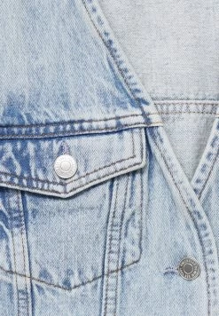 PULL & BEAR Crop- Bodywarmer - Blue Denim -PULL BEAR Winkel 51e5b6c504e14fca857d71b75fbb2177