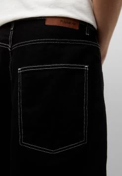 PULL & BEAR Baggy Fit Wide-Leg-Bermuda- Jeansshort - Black -PULL BEAR Winkel 525a795b345647569c974eec8ae73822