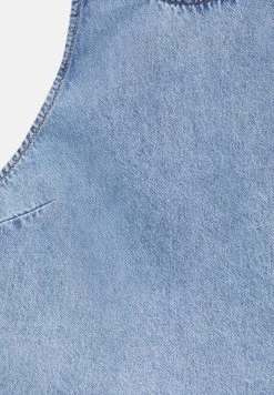 PULL & BEAR Open Back- Top - Blue Denim -PULL BEAR Winkel 5290396786fd4b25900fc1f57d0552e2