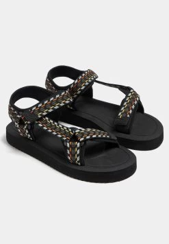 PULL & BEAR Printed Technical- Outdoorsandalen - Black -PULL BEAR Winkel 53850357ddd743cb80edf458312c3de5